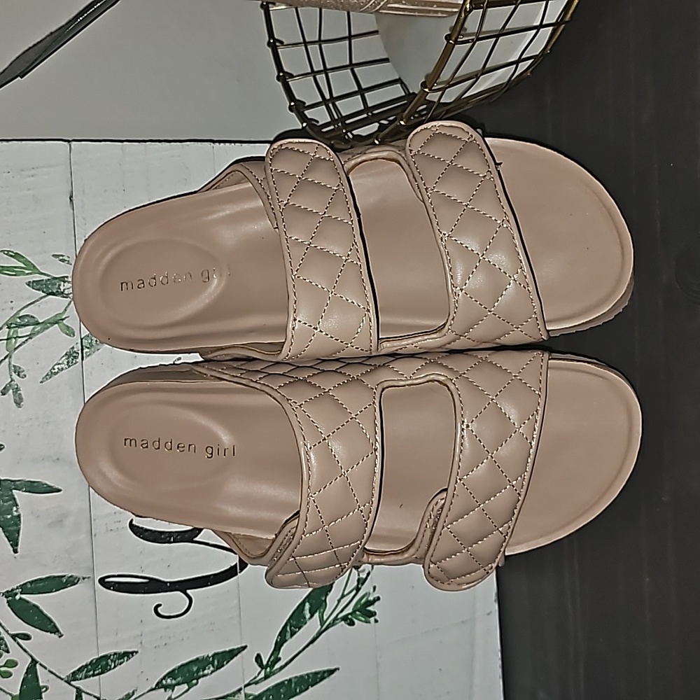Steve Madden Bria Sandals